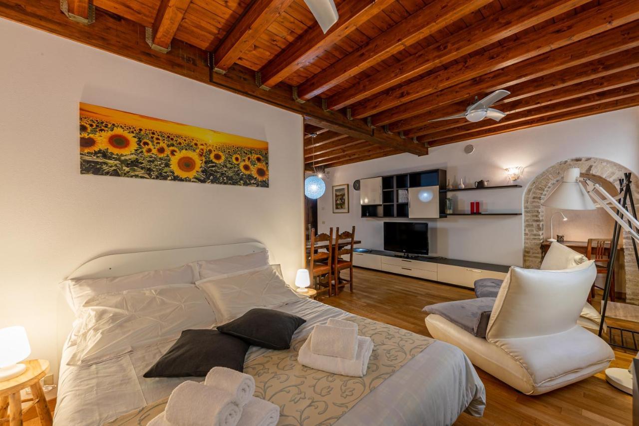 Casa Agli Archi Apartment Bardolino Luaran gambar